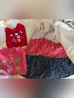 Kids Pink & Red Casual Tops and Floral Tiered Skirt Set